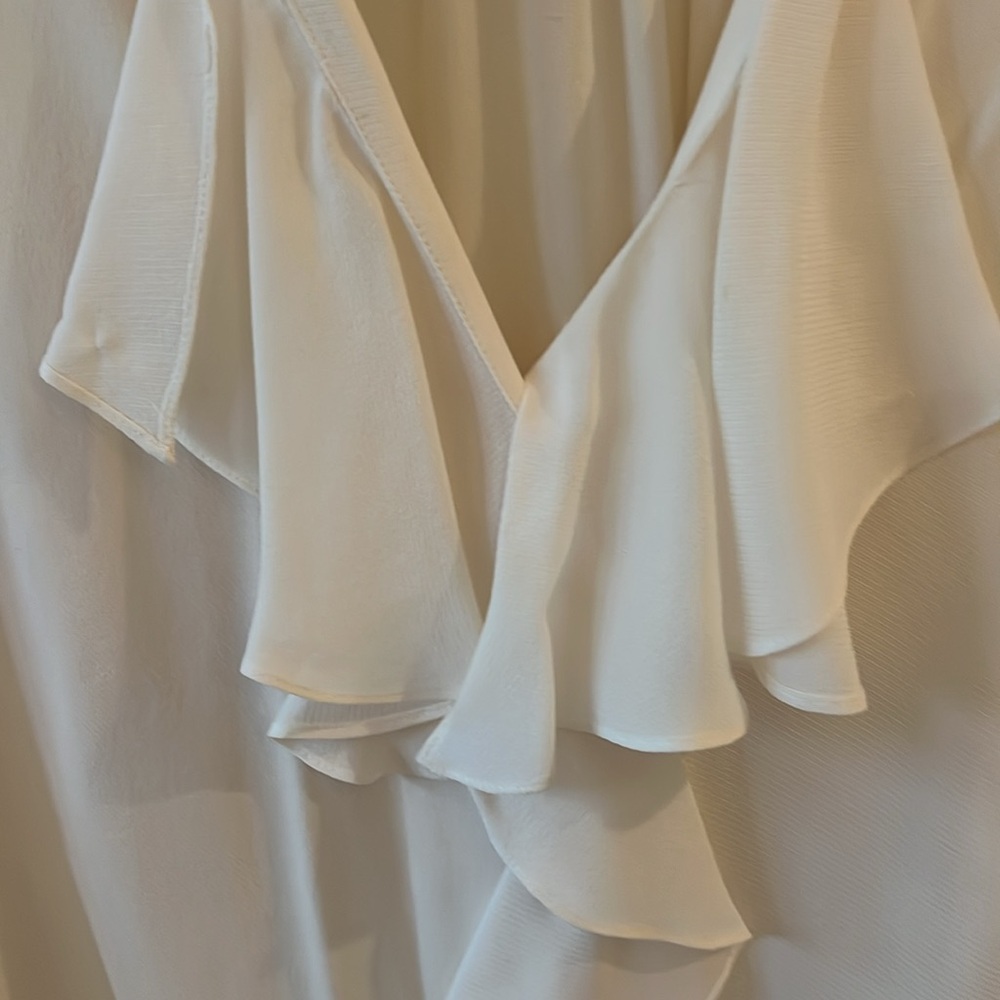 Cream color long sleeve blouse - Picture 6 of 6